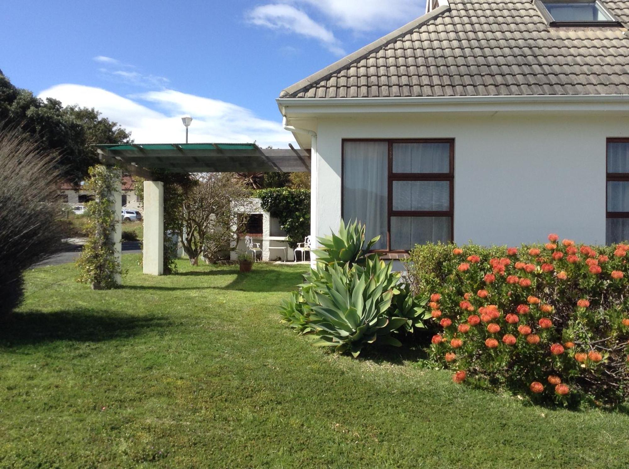 Apartamento Hermanus At Rikis Self Catering Exterior foto